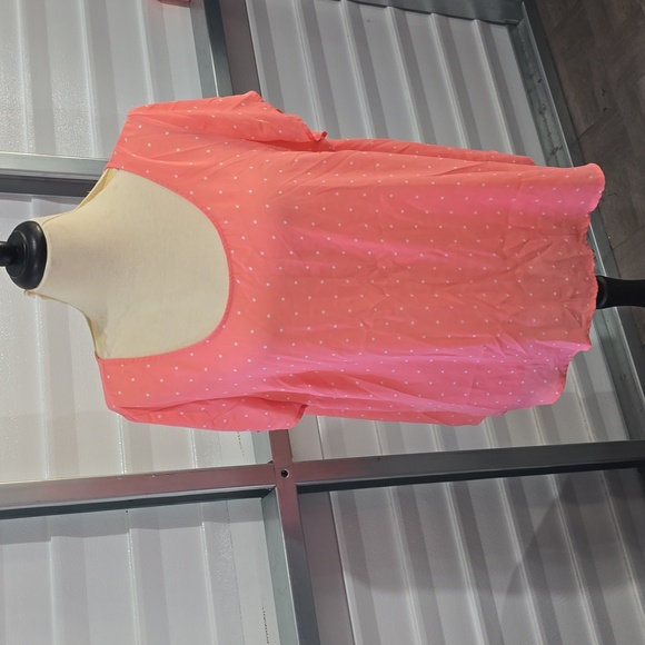 torrid Tops - Torrid Pink Polka Dot Button Back Blouse! Size‎ 2X